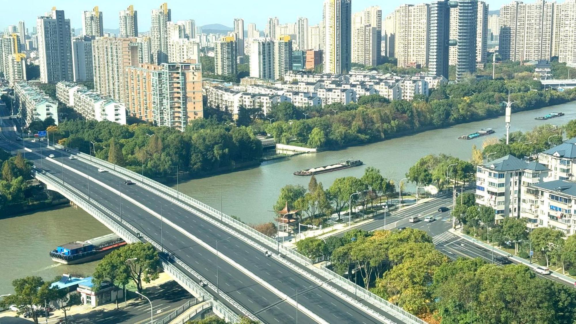 Crowne Plaza Wuxi City Center Wuxi (Jiangsu) Exterior foto